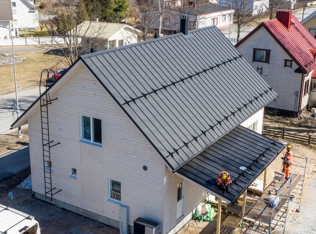 Lumieste Rivikatto WRT PUR Matta RAJATTU DJI_0927Mikko Nikkinen